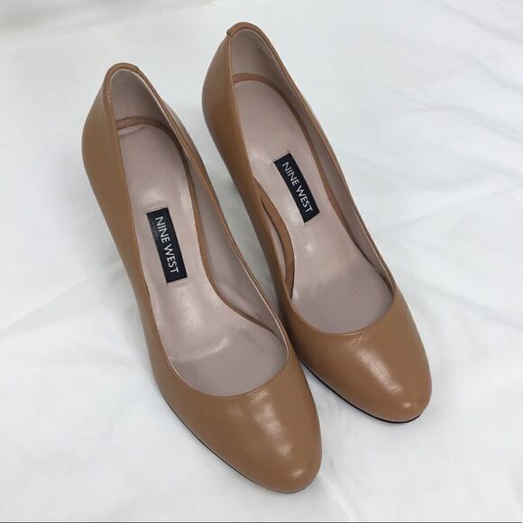 Nine West 'Handjive' Almond Toe Pump B4 - Picture 12 of 13